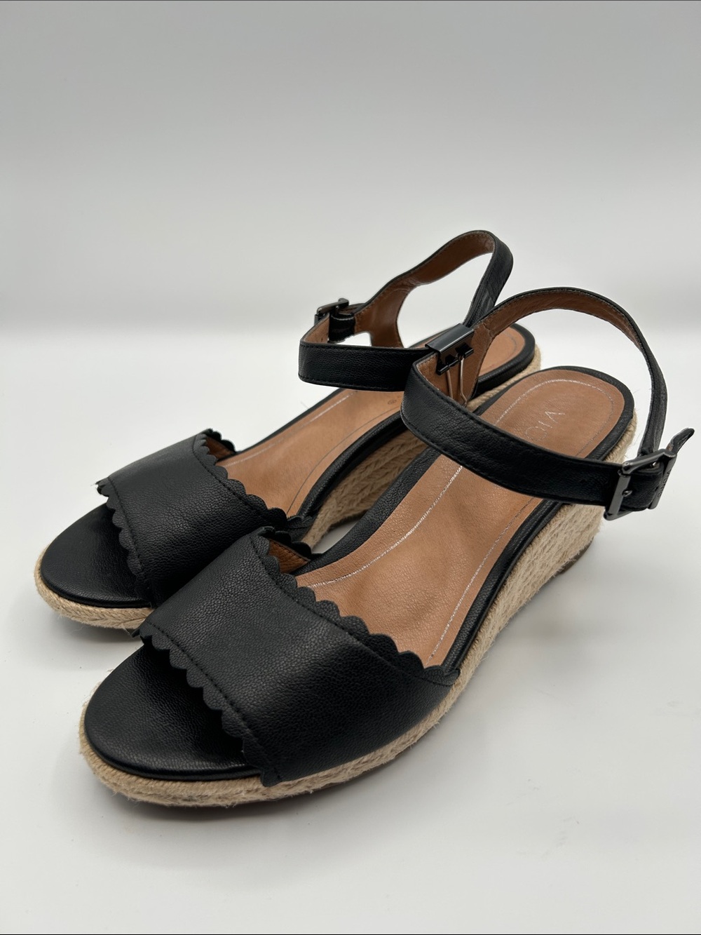 Vionic Black Scalloped Espadrille Wedge Sandals